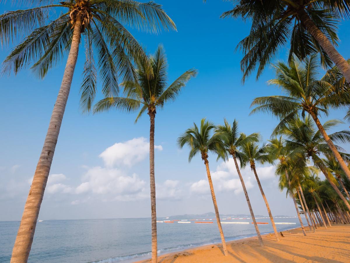 Appartamento Dusit Grand Park Jomtien Beach Esterno foto